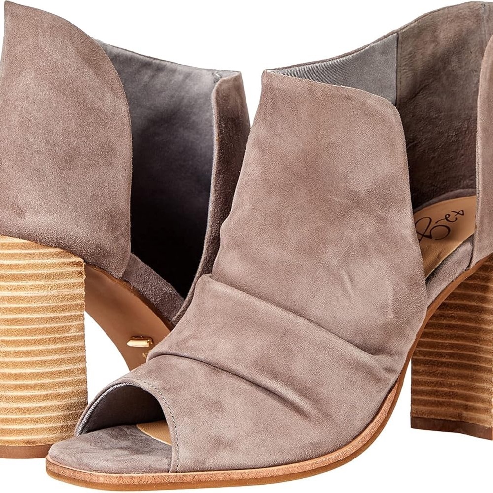 NWT 42 GOLD Taupe Peep-Toe Heeled Boots
